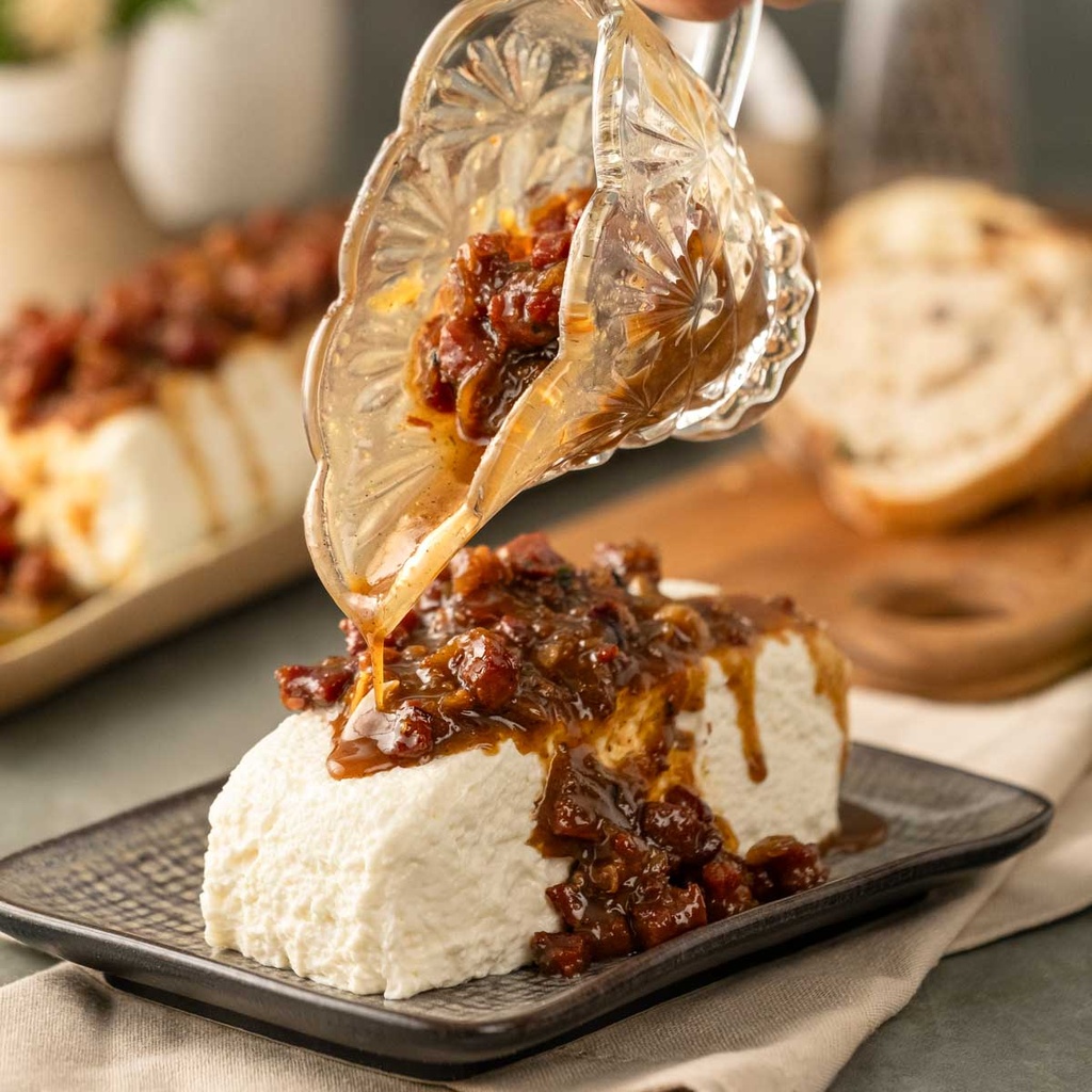 Terrine de parmesão com geléia de bacon Padaria Vianney